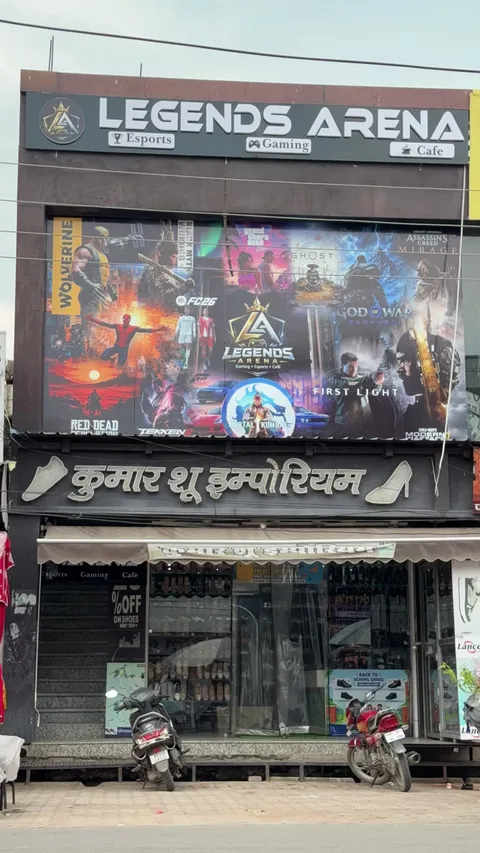 Legends Arena signage above Kumar Shoe Emporium in Sader Bazar